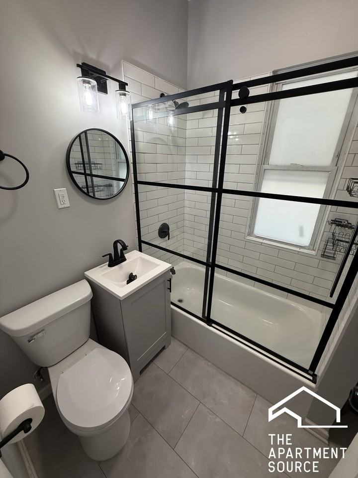 3714 W Cortland St #2 - Photo 7 of 10