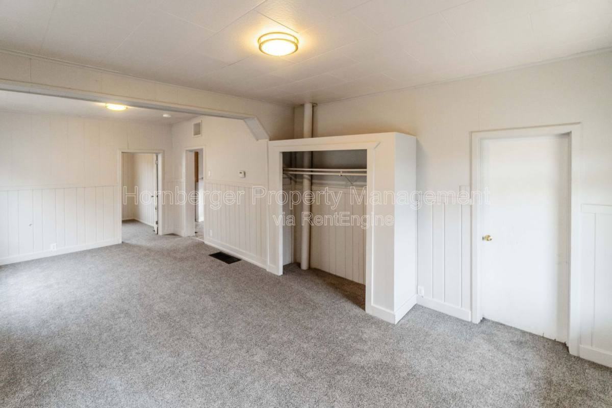 1809 E 1st Ave - Photo 2 of 10