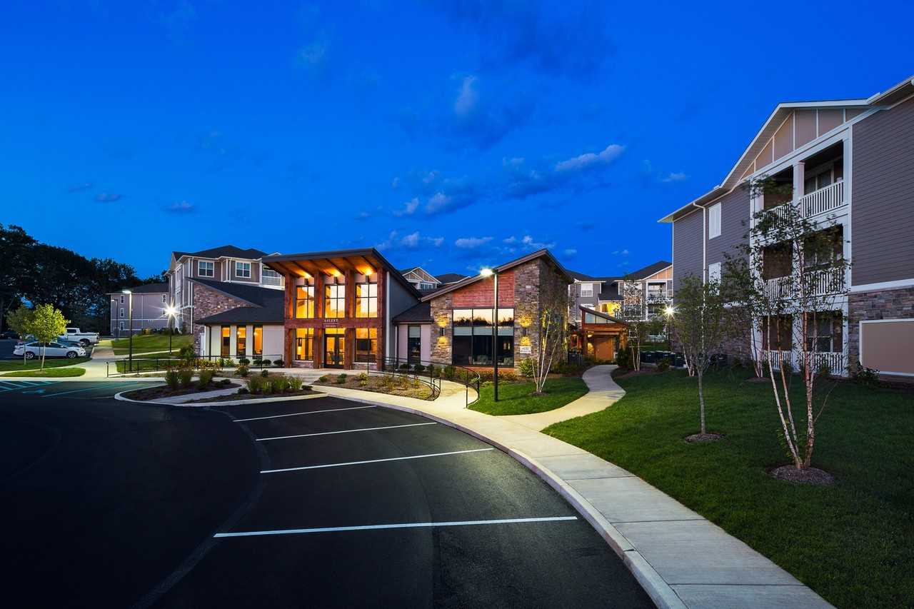 Ascent 430 - Photo 2 of 26