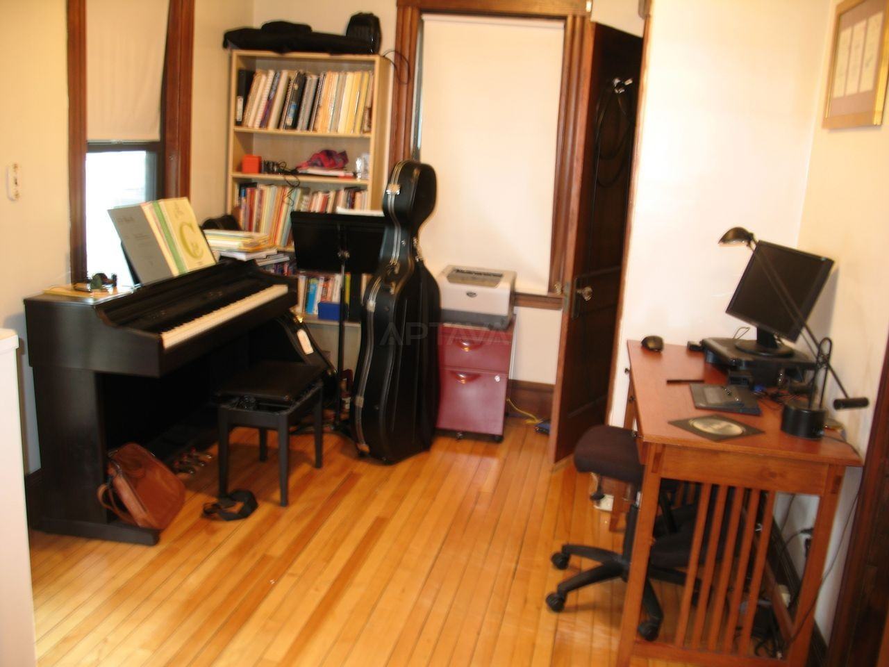 45 Windsor Rd - Photo 2 of 10