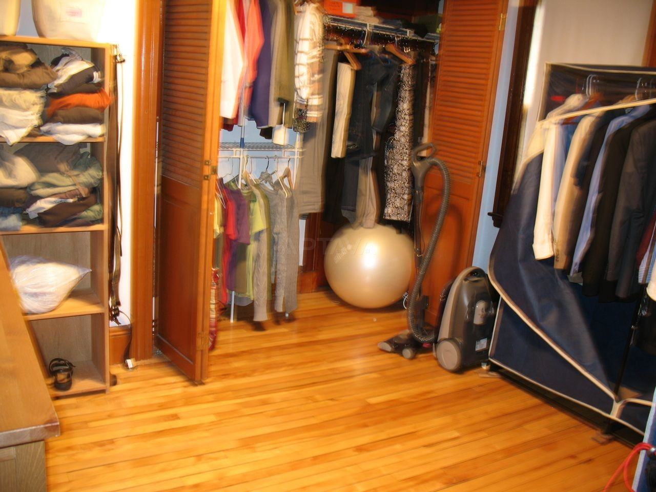 45 Windsor Rd - Photo 5 of 10