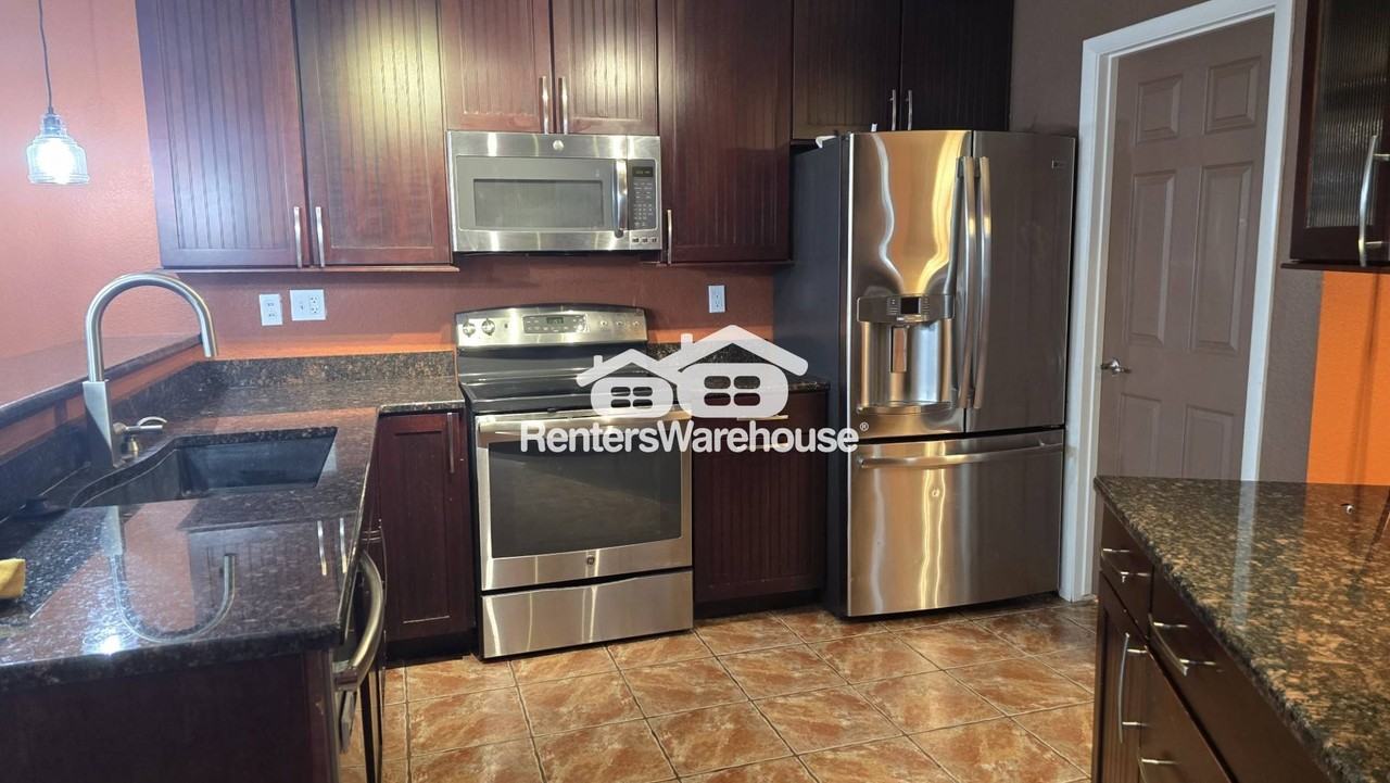 3065 W Tarina Ct - Photo 5 of 31