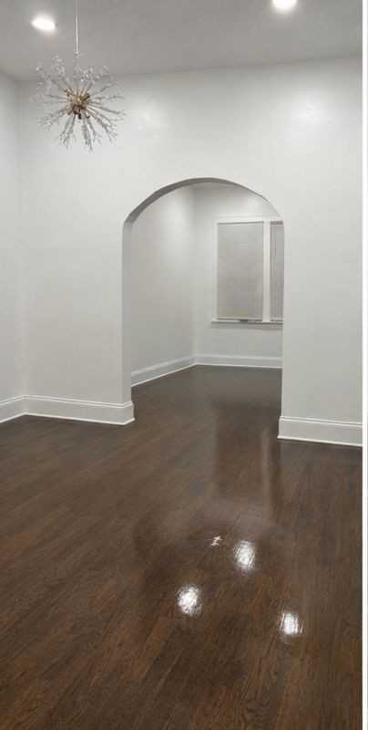 5543 S Shields Ave - Photo 3 of 13