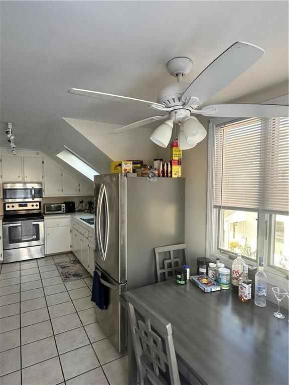 20 Annandale Rd - Photo 3 of 19