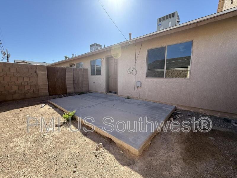 2805 Colibri Ct #3 - Photo 6 of 7