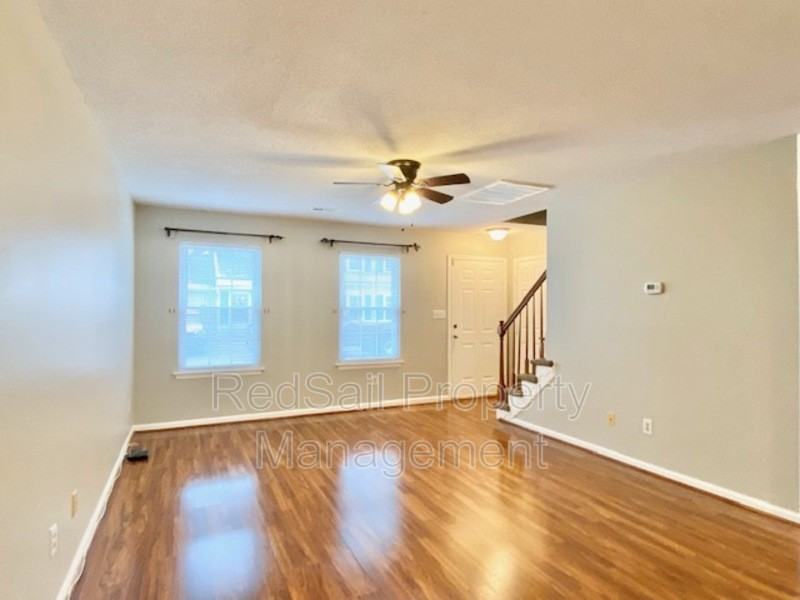 200 S Hunt Club Run - Photo 4 of 16