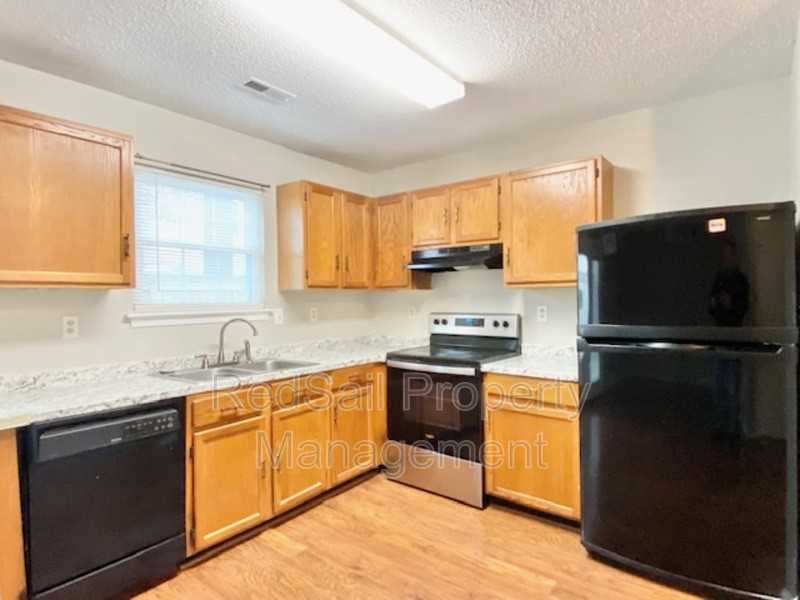 200 S Hunt Club Run - Photo 7 of 16