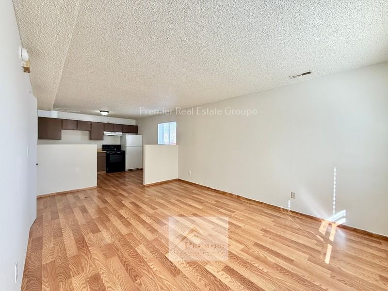 6657 Provincial Dr - Photo 5 of 17