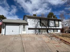 featured image of 9493 W Columbia Pl