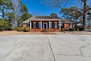 featured image of 954 Windmill Ln