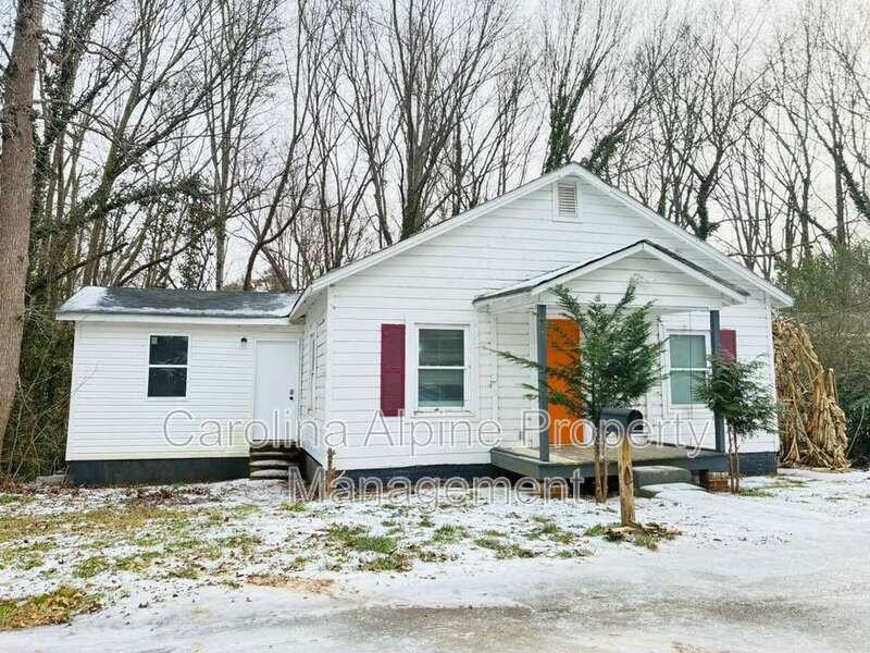 922 Airline Ext - Photo 2 of 16