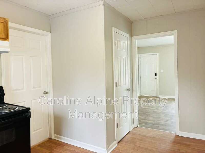 922 Airline Ext - Photo 3 of 16