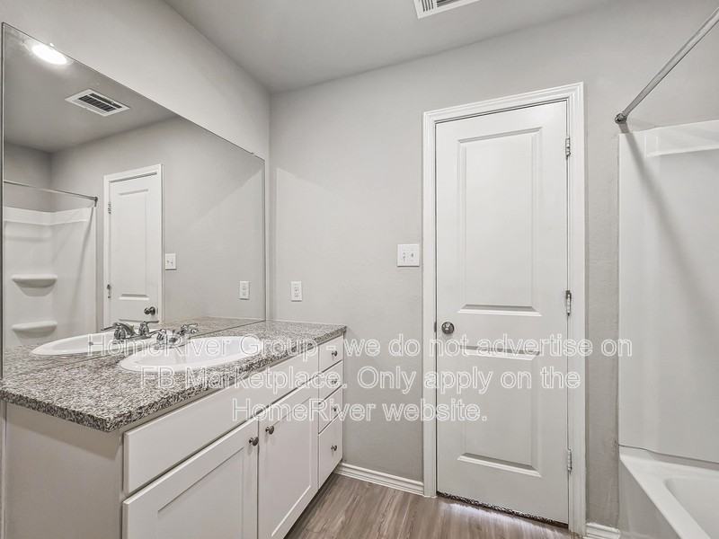 1911 Grey Catbird - Photo 4 of 20