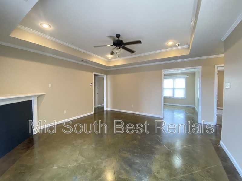 104 Spruce St - Photo 2 of 15