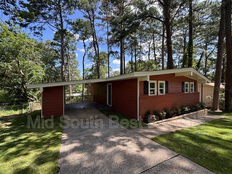 22 Woodcliff Cir - Photo 2 of 15