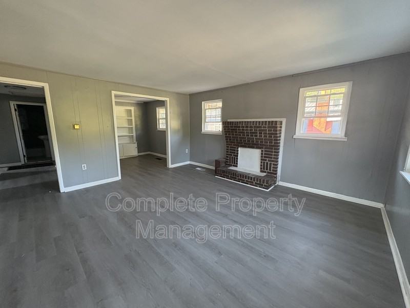 3533 Jefferson Ave Sw - Photo 4 of 20