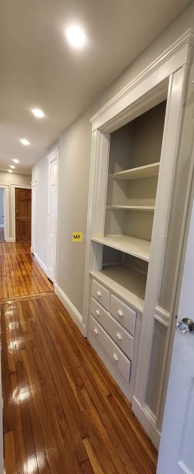 Washington St #3L - Photo 3 of 8