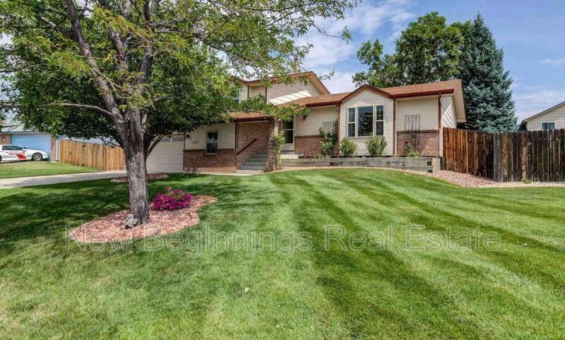 2125 Sather Dr - Photo 3 of 35
