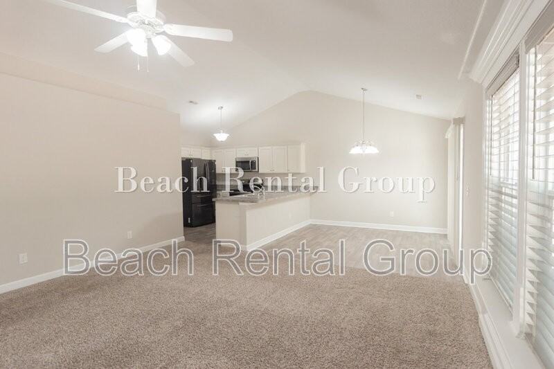 3793 Mayfield Dr - Photo 3 of 20
