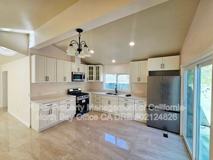 937 N Oak St - Photo 1 of 1