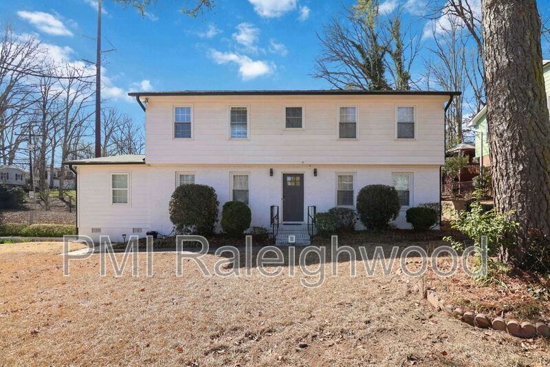 322 E Millbrook Rd - Photo 3 of 29