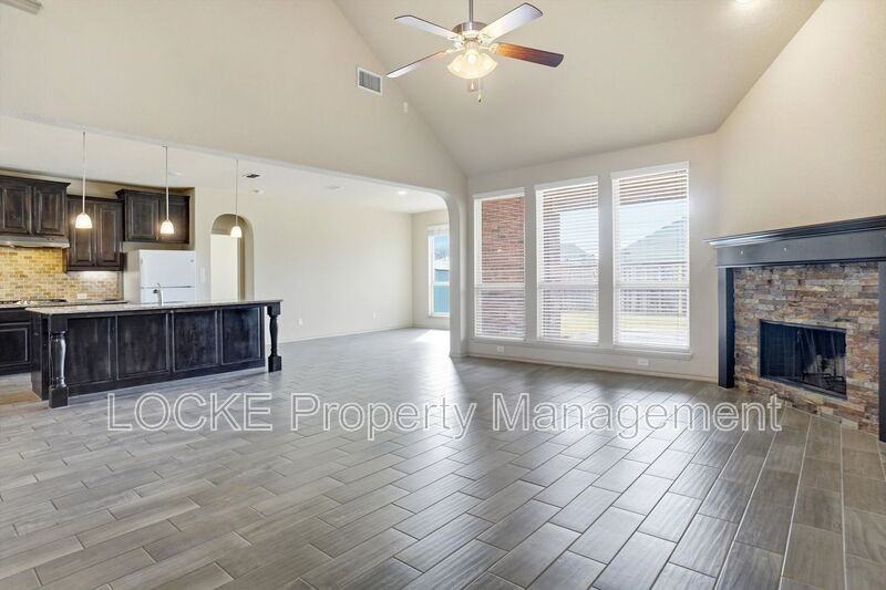 1 Duskview Ln - Photo 2 of 18