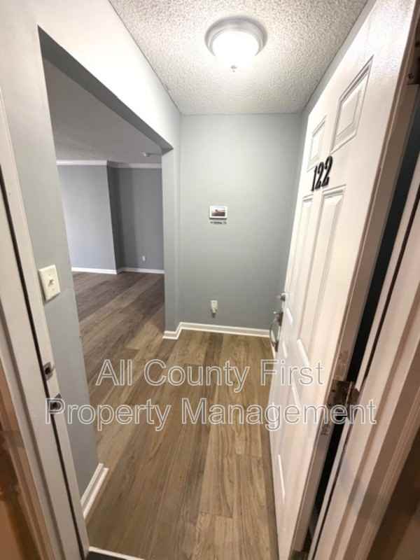 122 Rue Fontaine - Photo 4 of 23