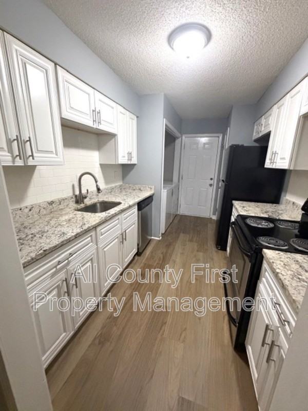 122 Rue Fontaine - Photo 7 of 23