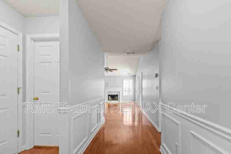1707 Mountain Fort Way - Photo 2 of 37