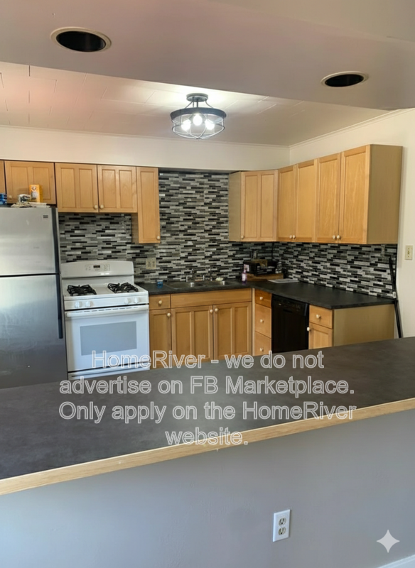 555 Orchard Ave #2 - Photo 2 of 9