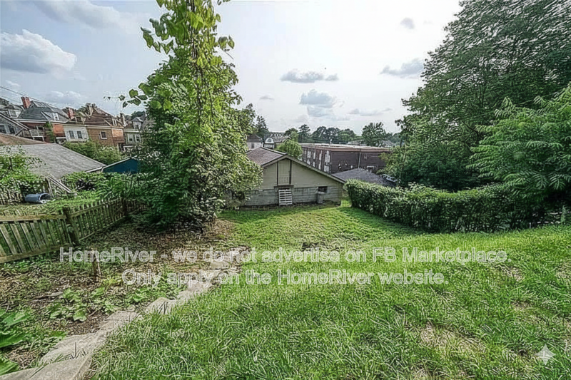 555 Orchard Ave #2 - Photo 4 of 9