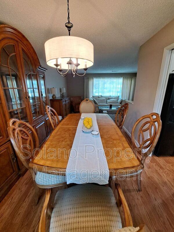 110 Wayne Ct - Photo 6 of 39