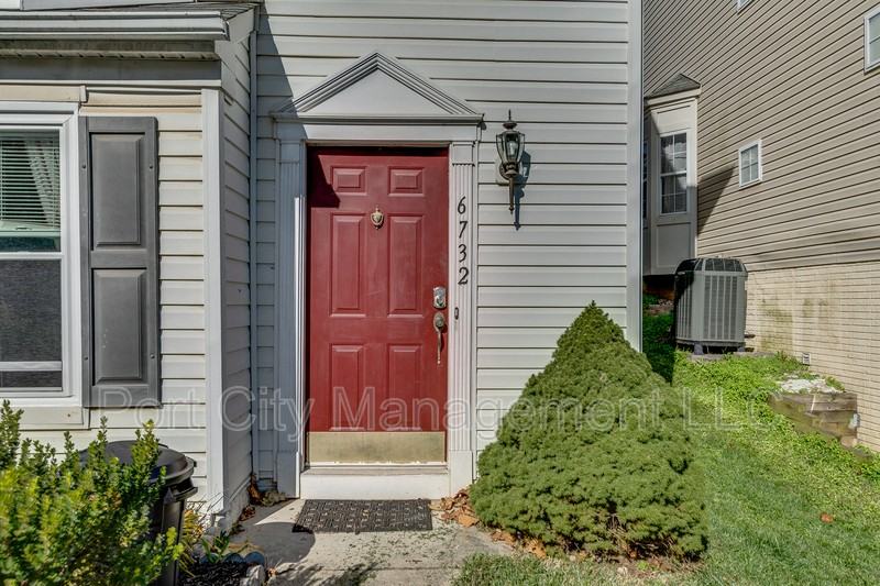 6732 Cozy Ln - Photo 3 of 23