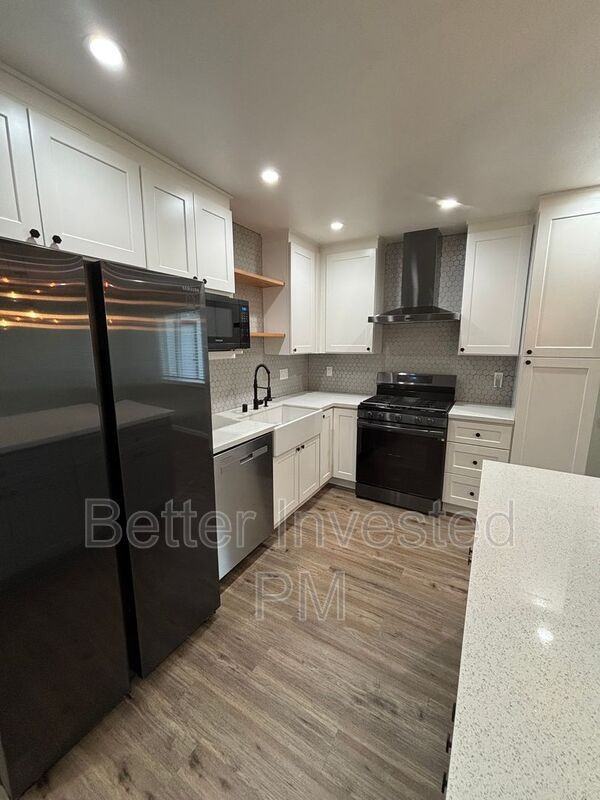 401 W Sierra Ave #B - Photo 4 of 14