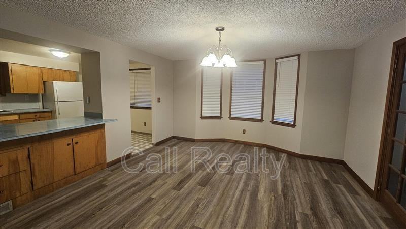 714 W Kiernan Ave #A - Photo 5 of 16