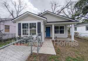 1538 W 7th St - Photo 1 of 1