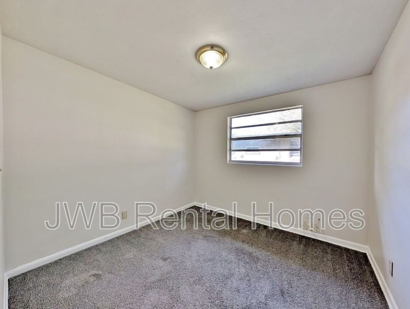 3045 Nolan St - Photo 6 of 10