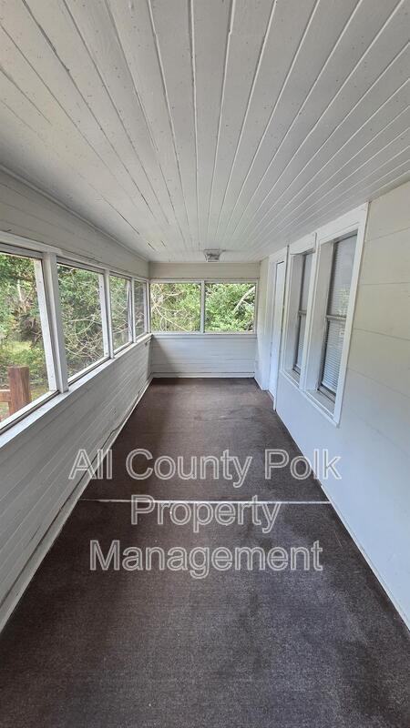 103 Colonial Dr #A - Photo 2 of 17