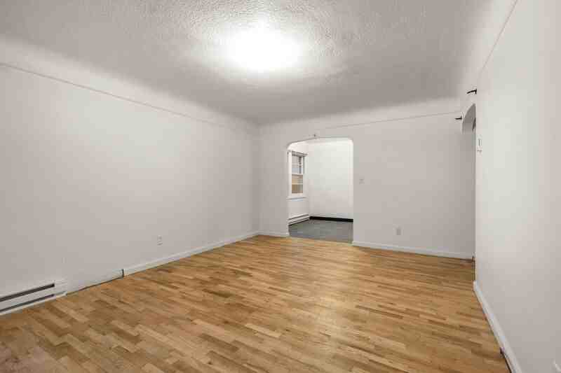 6614 E Burnside St - Photo 6 of 14