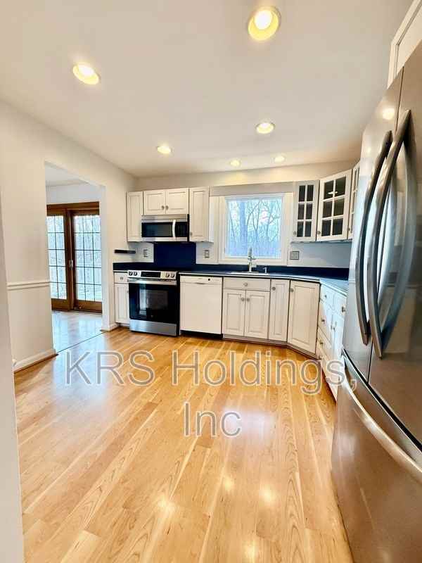 7014 Whetstone Rd - Photo 2 of 20