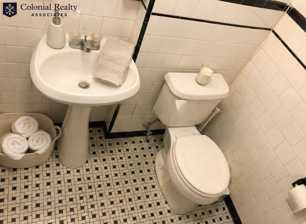 Beacon St #2 - Photo 5 of 8