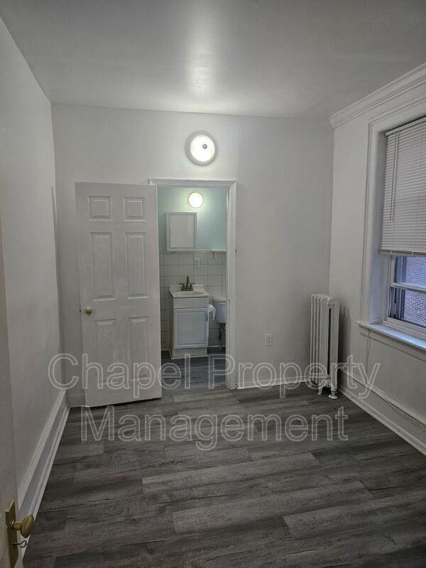 1673 Harrison St #2ndFL - Photo 2 of 18