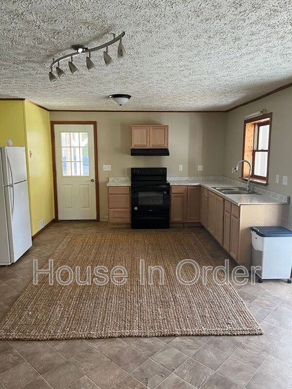 89 Medley Dr - Photo 5 of 10