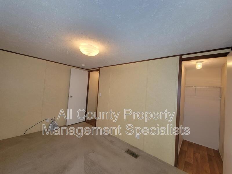 1770 Salters Town Rd - Photo 6 of 9