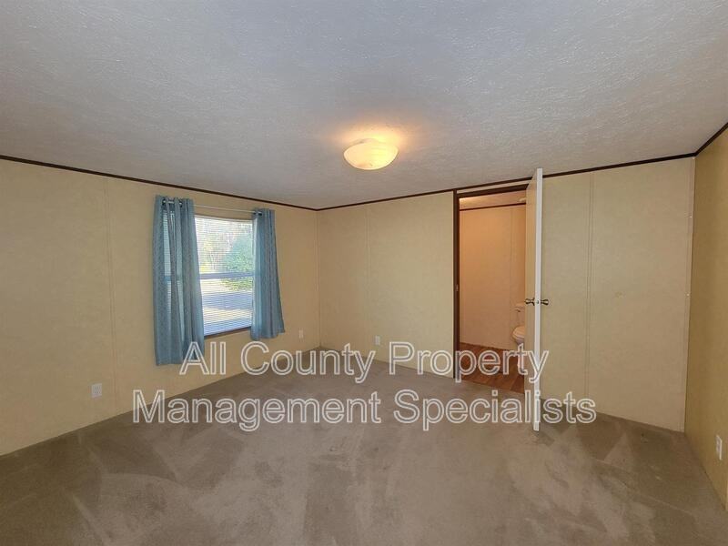 1770 Salters Town Rd - Photo 7 of 9