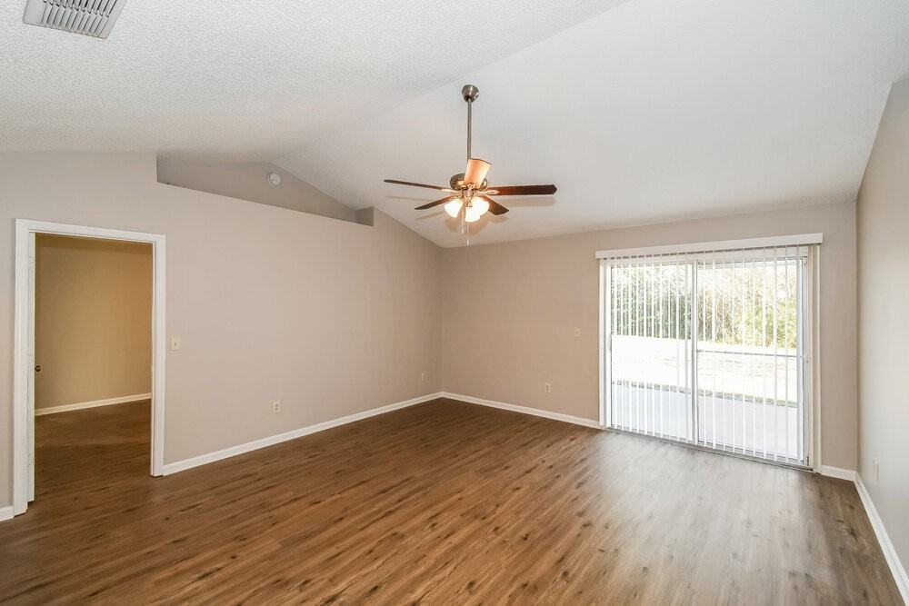 11093 Coldfield Dr - Photo 4 of 16