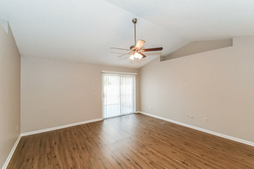 11093 Coldfield Dr - Photo 7 of 16