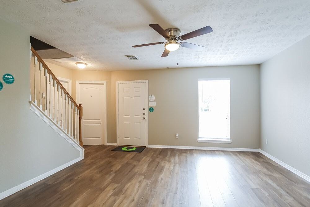 26614 Cypresswood Dr - Photo 5 of 17