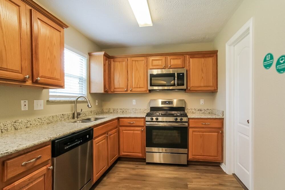 26614 Cypresswood Dr - Photo 7 of 17