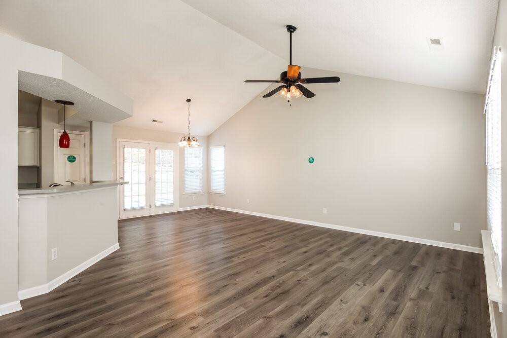 5832 Mahogany Pl Sw - Photo 3 of 16